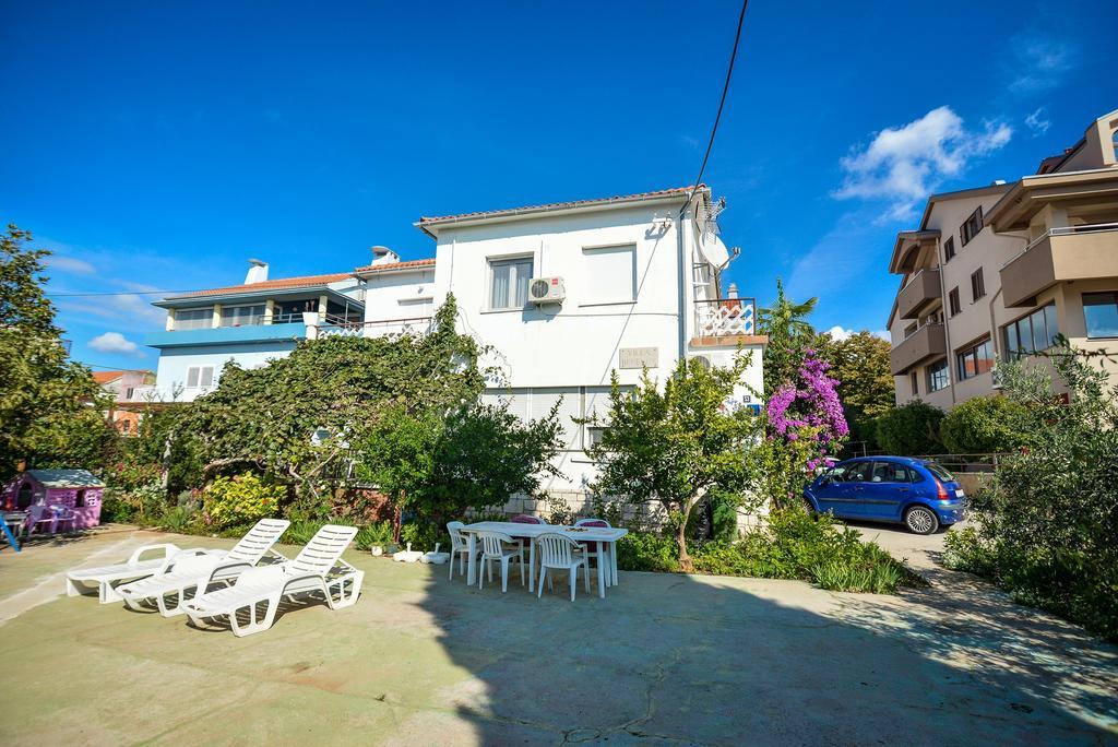 זאדאר Villa Benelux מראה חיצוני תמונה